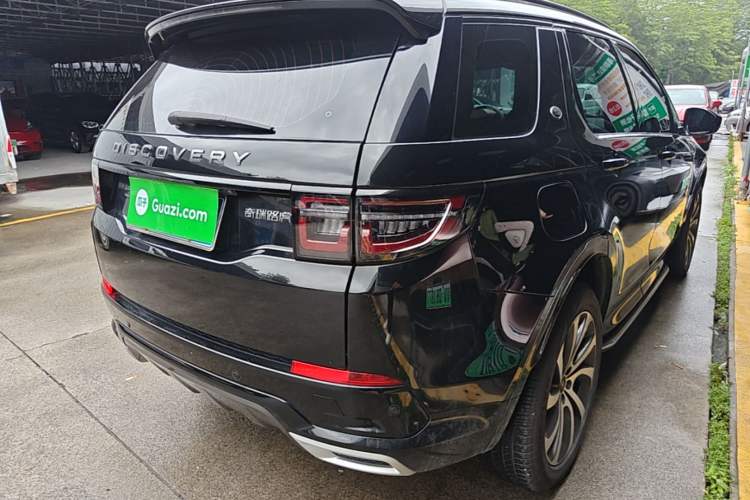 Used Land Rover Discovery Sport 2021 249 PS R-Dynamic S Performance Edition Rear Right 45 Deg