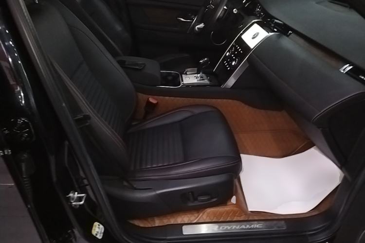 Used Land Rover Discovery Sport 2021 249 PS R-Dynamic S Performance Edition Right Front Seat