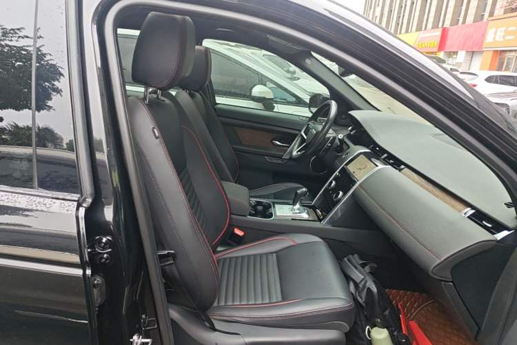 Used Land Rover Discovery Sport 2021 249 PS R-Dynamic SE Performance Tech Edition 5 Seats Right Front Seat