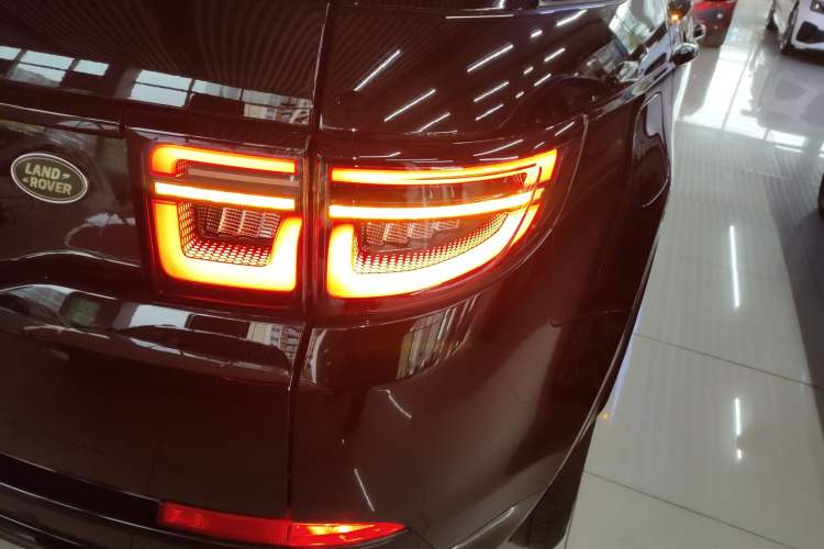 Used Land Rover Discovery Sport 2021 249 PS R-Dynamic S Performance Edition Right Rear Taillight