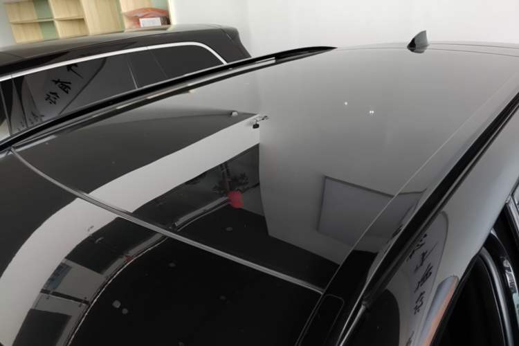 Used Land Rover Discovery Sport 2021 249 PS R-Dynamic S Performance Edition Roof