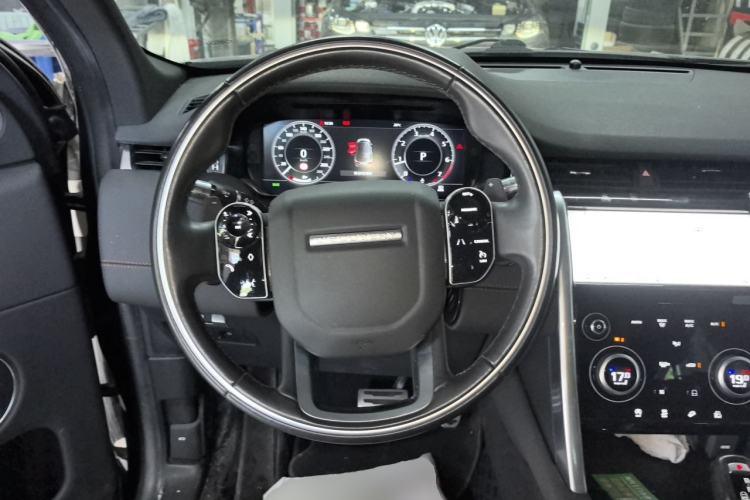 Used Land Rover Discovery Sport 2021 249 PS R-Dynamic S Performance Edition Steering Wheel