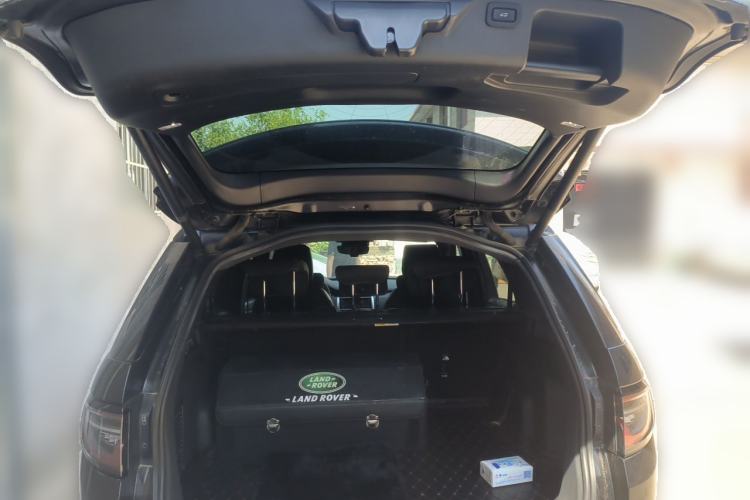 Used Land Rover Discovery Sport 2021 249 PS R-Dynamic S Performance Edition Trunk
