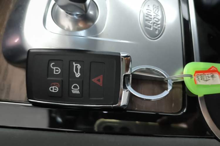 Used Land Rover Discovery Sport 2021 249 PS R-Dynamic S Performance Edition Vehicle Key