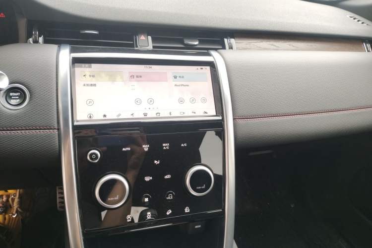 Used Land Rover Discovery Sport 2021 249 PS R-Dynamic S Performance Edition Audio And AC Panel