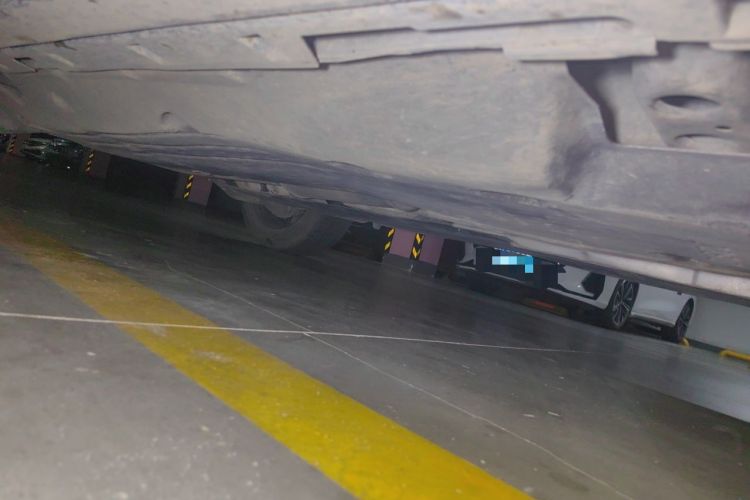 Used Land Rover Discovery Sport 2021 249 PS R-Dynamic S Performance Edition Chassis Front Right