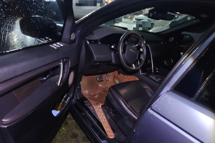 Used Land Rover Discovery Sport 2021 249 PS R-Dynamic S Performance Edition Driver Seat