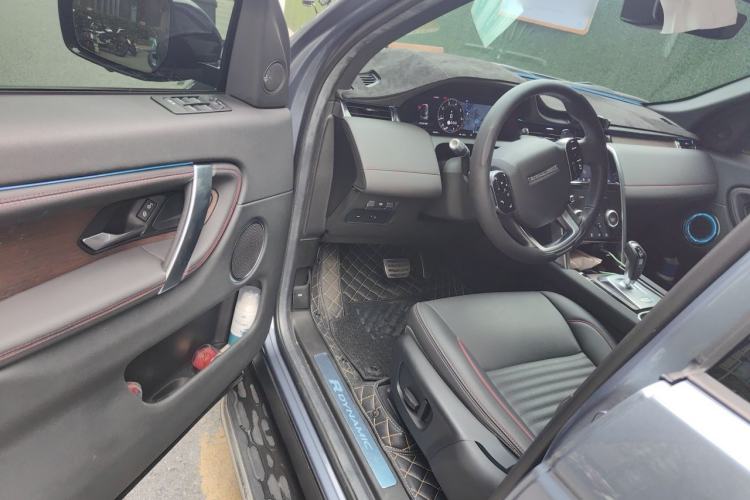 Used Land Rover Discovery Sport 2021 249 PS R-Dynamic S Performance Edition Driver Seat