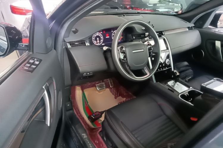Used Land Rover Discovery Sport 2021 249 PS R-Dynamic S Performance Edition Driver Seat