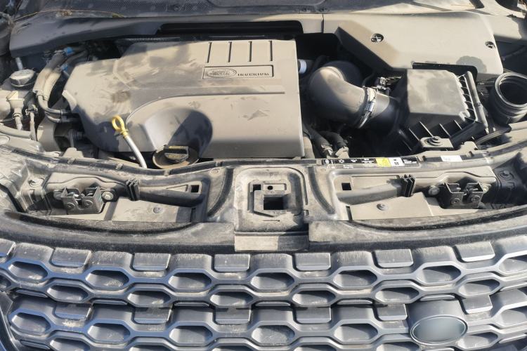 Used Land Rover Discovery Sport 2021 249 PS R-Dynamic SE Performance Tech Edition 5 Seats Engine Bay
