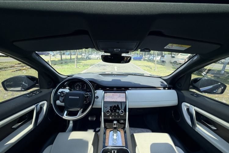 Used Land Rover Discovery Sport 2021 249 PS R-Dynamic S Performance Edition Interior 1