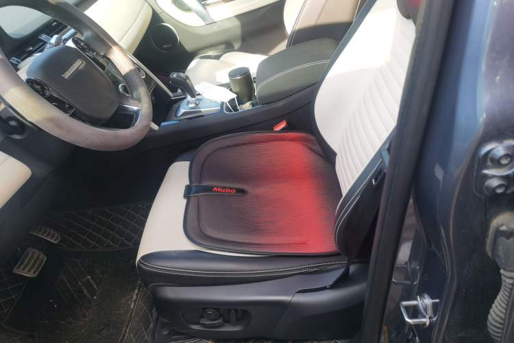 Used Land Rover Discovery Sport 2021 249 PS R-Dynamic SE Performance Tech Edition 5 Seats Left Front Seat