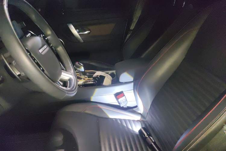 Used Land Rover Discovery Sport 2021 249 PS R-Dynamic S Performance Edition Left Front Seat