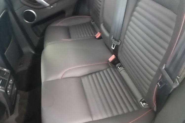 Used Land Rover Discovery Sport 2021 249 PS R-Dynamic SE Performance Tech Edition 5 Seats Left Rear Seat