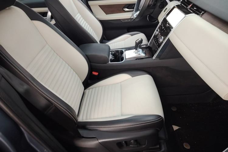 Used Land Rover Discovery Sport 2021 249 PS R-Dynamic SE Performance Tech Edition 5 Seats Right Front Seat