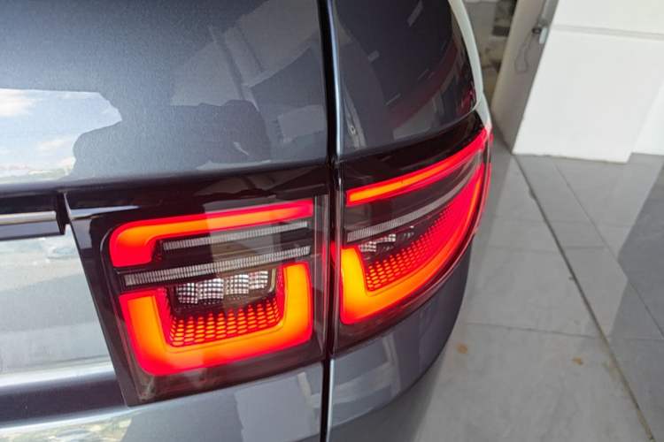 Used Land Rover Discovery Sport 2021 249 PS R-Dynamic S Performance Edition Right Rear Taillight