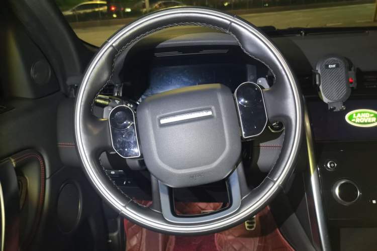 Used Land Rover Discovery Sport 2021 249 PS R-Dynamic S Performance Edition Steering Wheel