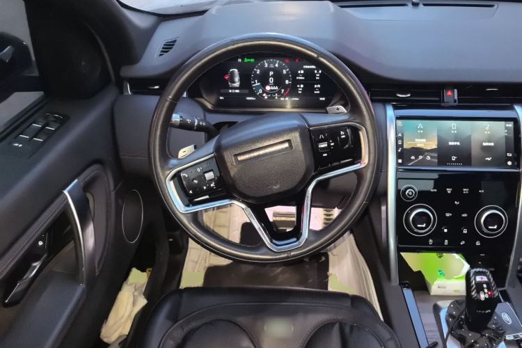 Used Land Rover Discovery Sport 2021 249 PS R-Dynamic S Performance Edition Steering Wheel