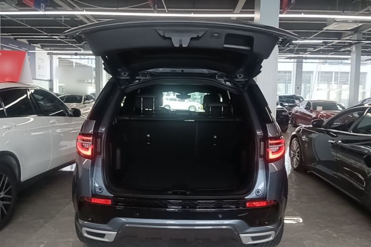 Used Land Rover Discovery Sport 2021 249 PS R-Dynamic SE Performance Tech Edition 5 Seats Trunk