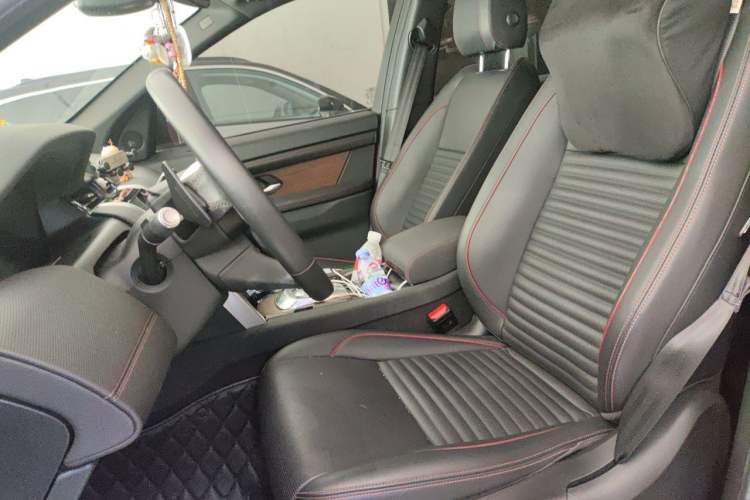 Used Land Rover Discovery Sport 2021 249 PS R-Dynamic S Performance Edition Left Front Seat