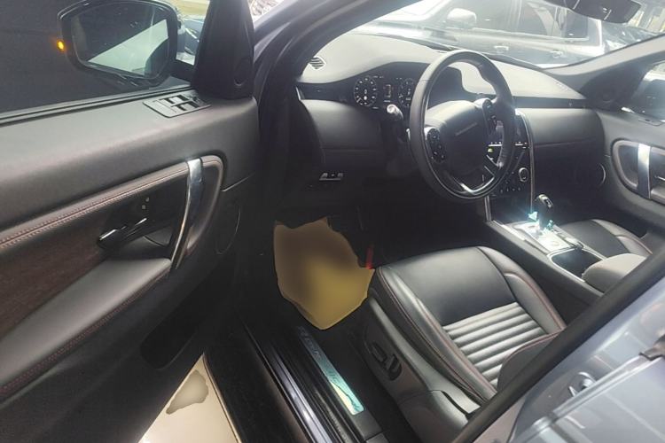 Used Land Rover Discovery Sport 2021 249 PS R-Dynamic S Performance Edition Driver Seat
