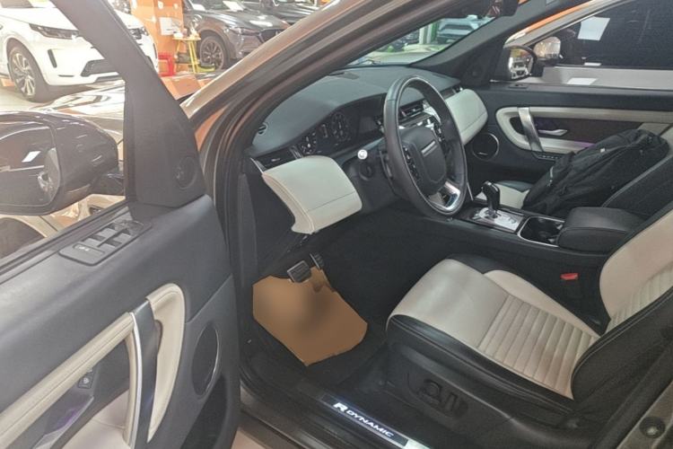 Used Land Rover Discovery Sport 2021 249 PS R-Dynamic HSE Luxury Custom Edition Driver Seat