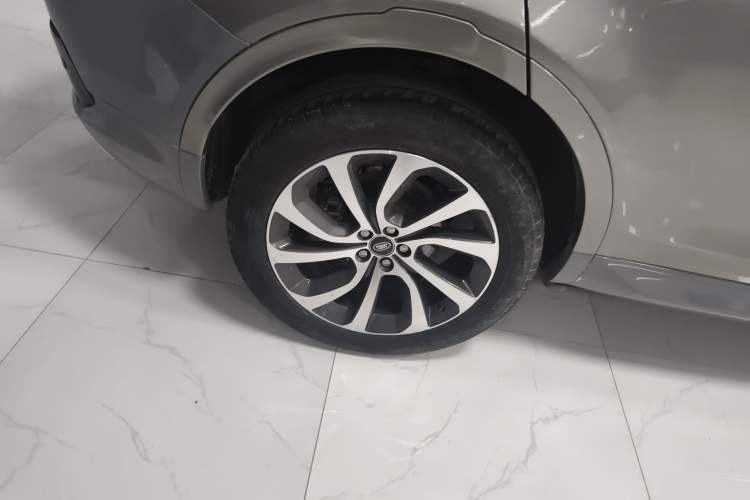 Used Land Rover Discovery Sport 2021 249 PS R-Dynamic S Performance Edition Exterior 5