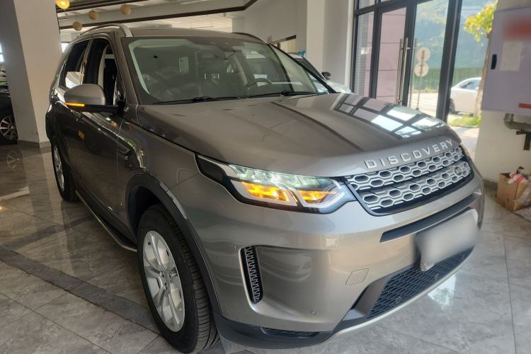 Used Land Rover Discovery Sport 2021 200 PS Family Edition Front Right 45 Deg