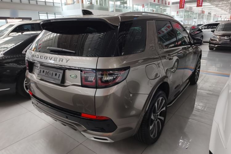 Used Land Rover Discovery Sport 2021 249 PS R-Dynamic HSE Luxury Custom Edition Rear Right 45 Deg