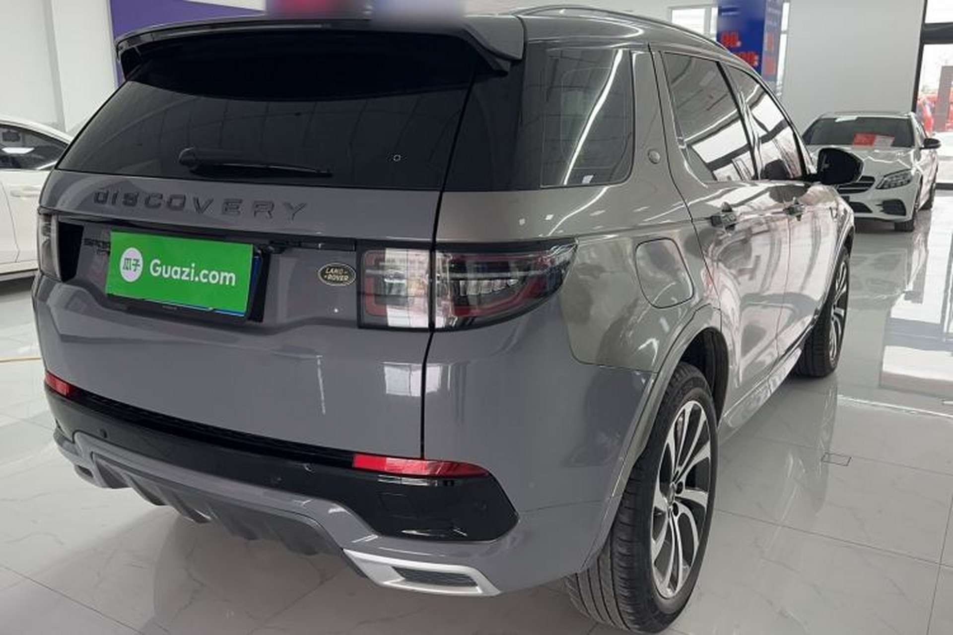 Used Land Rover Discovery Sport 2021 249 PS R-Dynamic S Performance Edition Rear Right 45 Deg
