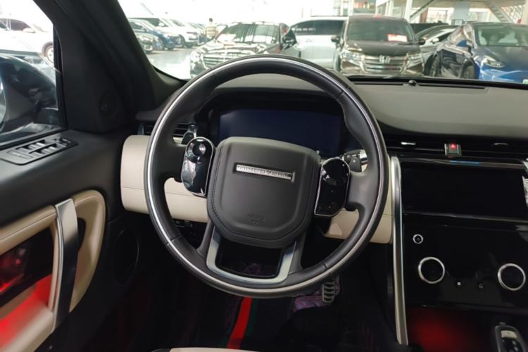 Used Land Rover Discovery Sport 2021 249 PS R-Dynamic HSE Luxury Custom Edition Steering Wheel