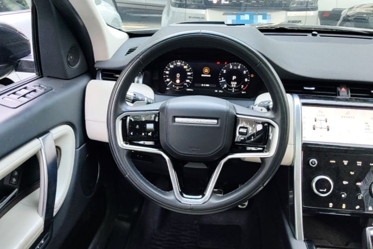 Used Land Rover Discovery Sport 2021 249 PS R-Dynamic SE Performance Tech Edition 7 Seats Steering Wheel
