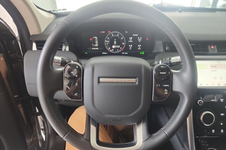 Used Land Rover Discovery Sport 2021 200 PS Family Edition Steering Wheel