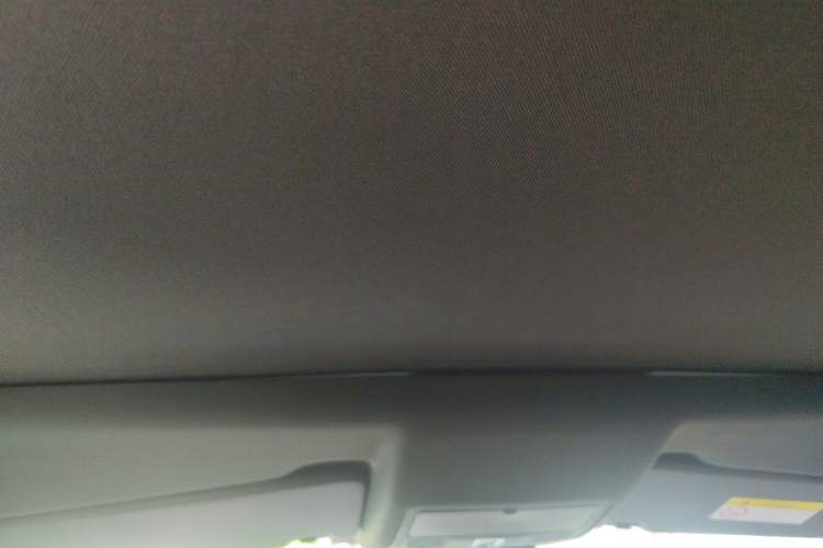 Used Land Rover Discovery Sport 2021 249 PS R-Dynamic S Performance Edition Headliner