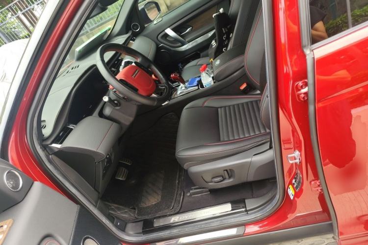 Used Land Rover Discovery Sport 2021 249 PS R-Dynamic S Performance Edition Left Front Seat