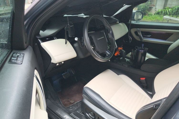 Used Land Rover Discovery Sport 2021 249 PS R-Dynamic SE Performance Tech Edition 5 Seats Driver Seat
