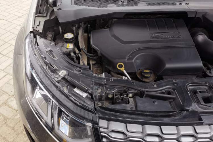 Used Land Rover Discovery Sport  Engine Bay Right