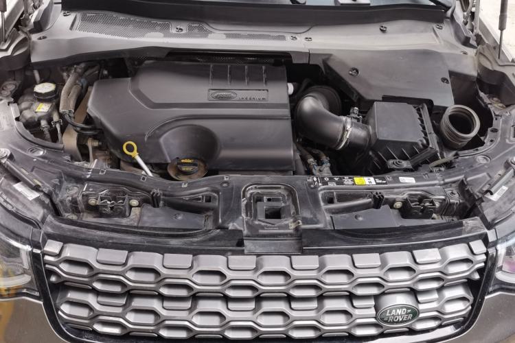 Used Land Rover Discovery Sport  Engine Bay
