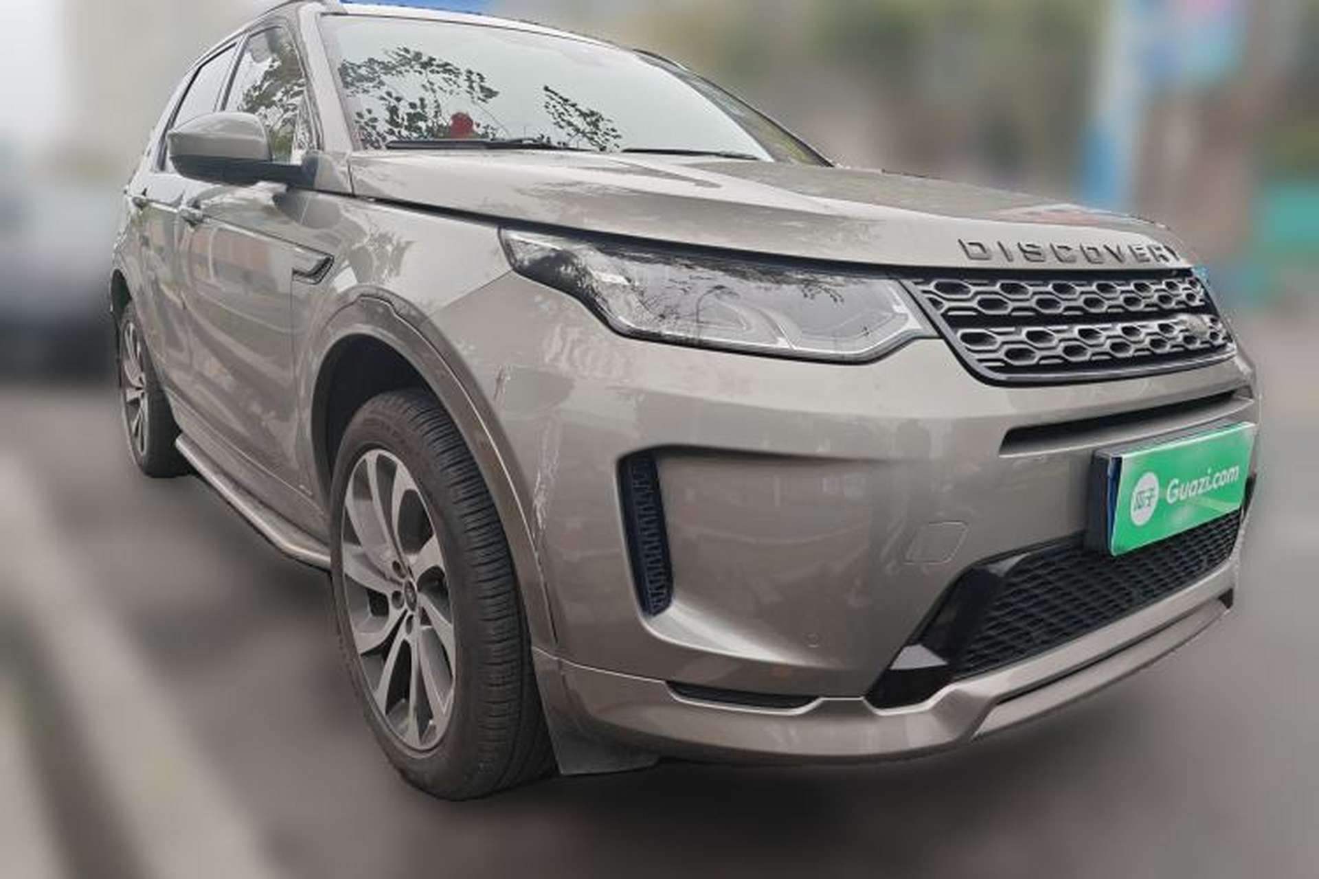 Used Land Rover Discovery Sport 2021 249 PS R-Dynamic S Performance Edition Front Right 45 Deg