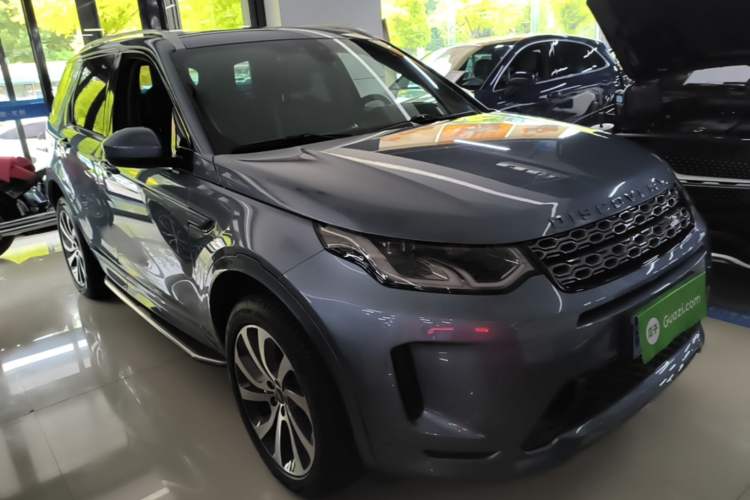 Used Land Rover Discovery Sport 2021 249 PS R-Dynamic S Performance Edition Front Right 45 Deg
