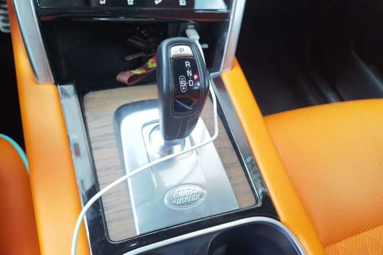 Used Land Rover Discovery Sport  Gear Lever