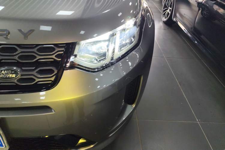 Used Land Rover Discovery Sport 2021 249 PS R-Dynamic S Performance Edition Left Front Headlight