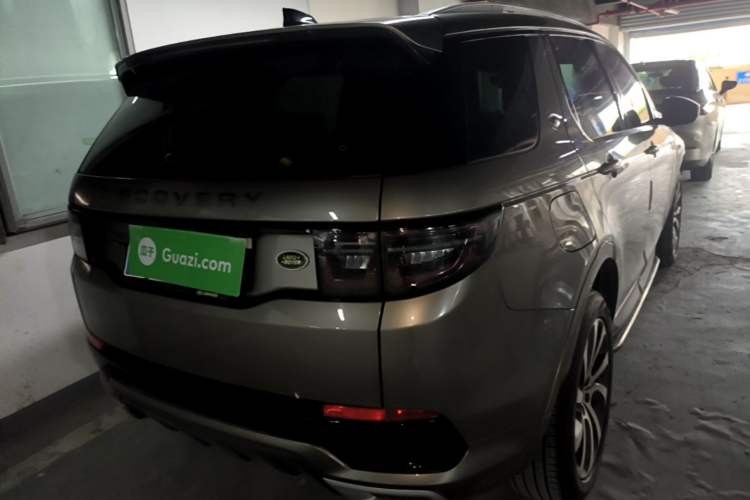 Used Land Rover Discovery Sport 2021 249 PS R-Dynamic S Performance Edition Rear Right 45 Deg