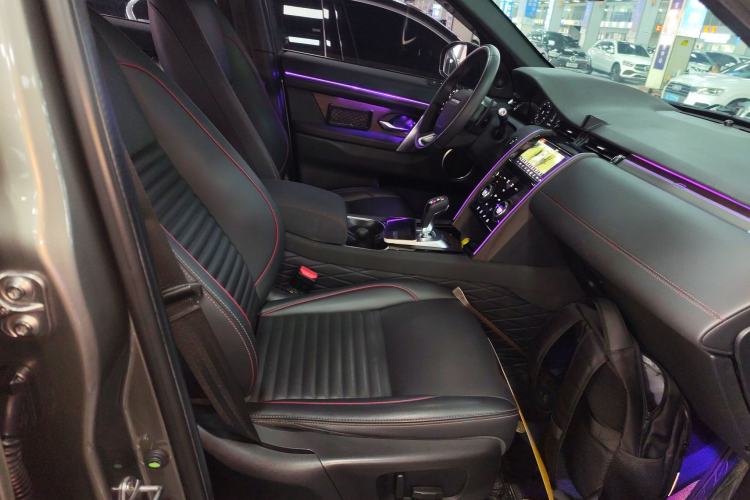 Used Land Rover Discovery Sport 2021 249 PS R-Dynamic S Performance Edition Right Front Seat