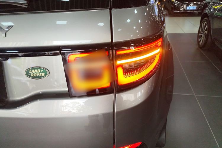 Used Land Rover Discovery Sport 2021 249 PS R-Dynamic S Performance Edition Right Rear Taillight
