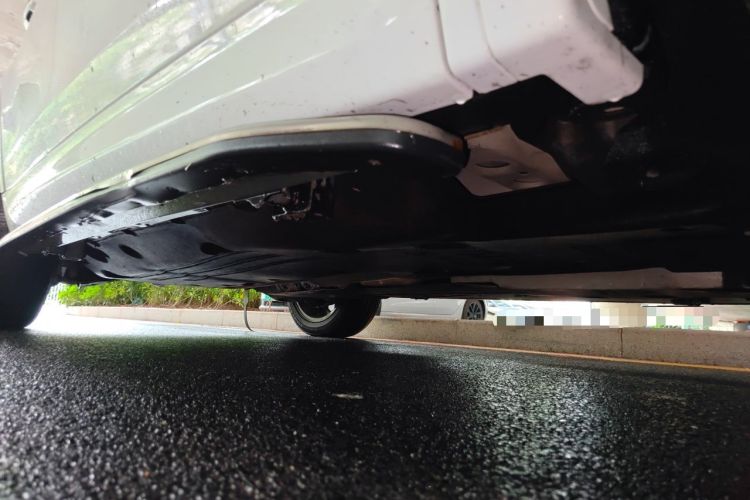 Used Land Rover Discovery Sport 2021 249 PS R-Dynamic S Performance Edition Chassis Front Right