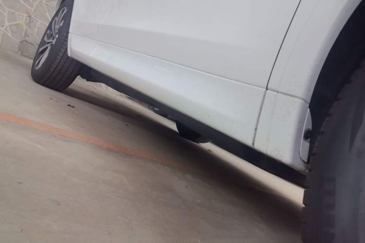 Used Land Rover Discovery Sport 2021 249 PS R-Dynamic S Performance Edition Chassis Front Right