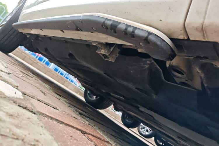 Used Land Rover Discovery Sport 2021 249 PS R-Dynamic S Performance Edition Chassis Front Right