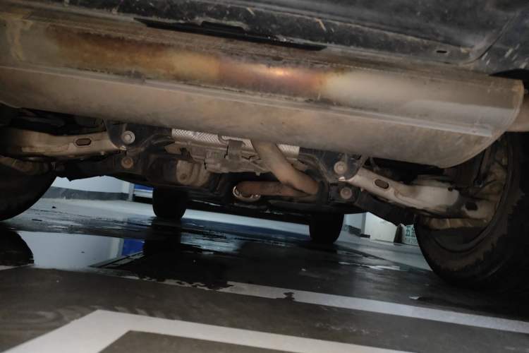Used Land Rover Discovery Sport 2021 200 PS Family Edition Chassis Rear