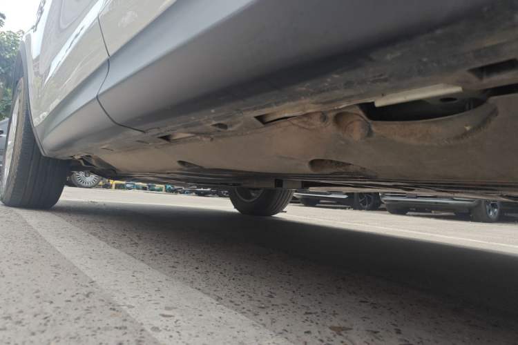 Used Land Rover Discovery Sport 2021 200 PS Family Edition Chassis Rear Left